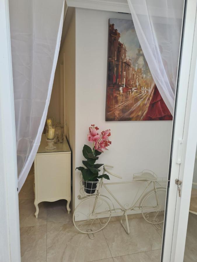 Retro 1 bedroom apartment Chayofa Exterior foto
